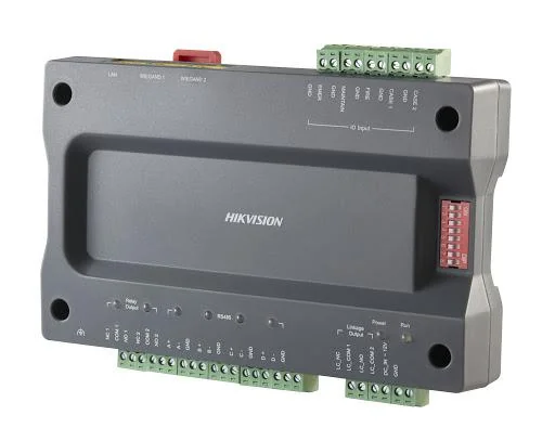 Master controler pentru lift Hikvision DS-K2210, management pana la 128 de etaje, 20000 carduri si 50000 evenimente, suporta  pana la 2 cititoare RS-485 sau 2 cititoare Wiegand, comunicare: TCP/IP si RS-485, configurare si management via web sau software