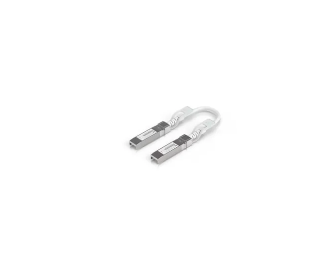 "Direct attach cable with auto link opti