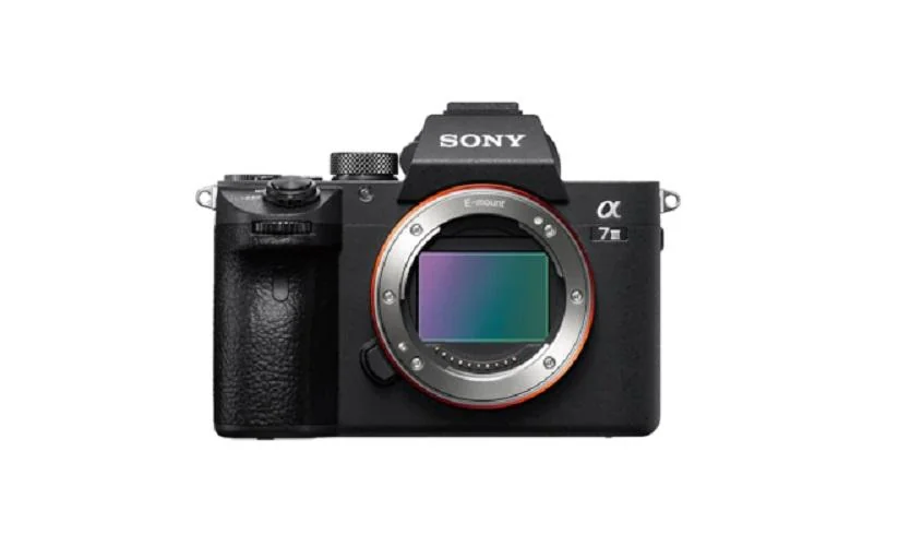 Body Aparat foto SONY A7 Mark III Mirrorless, 24 MP, ISO 51200 (Extins: 204800), 1/8000s, 4K @30, SD/SDHC/SDXC, Rafala 10 cps, WiFi/Bluetooth, Senzor Full Frame, Montura Sony FE Sony