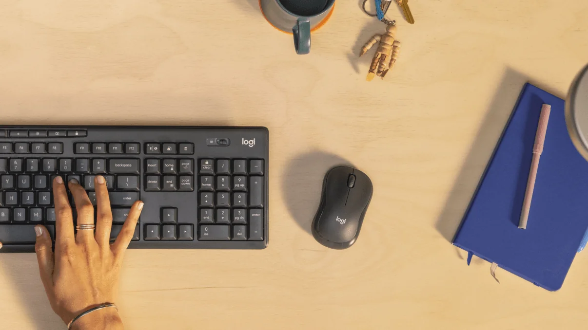 LOGITECH M240 for Business Mouse right and left-handed optical 3 buttons wireless Bluetooth Bolt USB receiver graphite