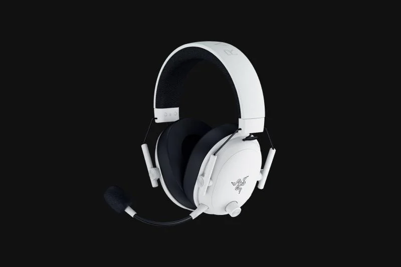 Casti wireless Razer Blackshark V3, micrfon uni-directional, frecventa microfon 60 - 16000, THX Spatial audio, izolare fonică activă, sistem sunet 7.1, frecventa 20 - 28000, autonomie 70 ore, alb