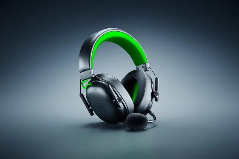 Casti wireless Razer Blackshark V3 X Hyperspeed for Xbox, micrfon uni- directional, izolare fonică activă, sistem sunet 7.1, frecventa 20 - 28000, autonomie 70 ore, negru Razer