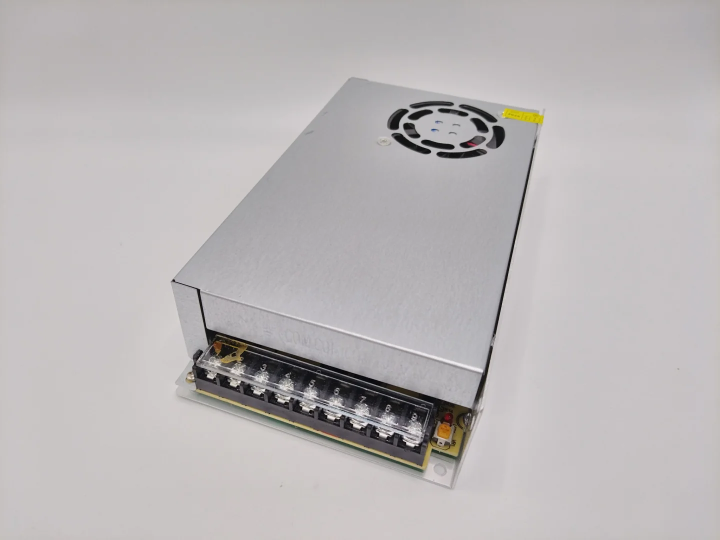SURSA ALIMENTARE 240W 12V CARCASA METAL CU VENTILATOR