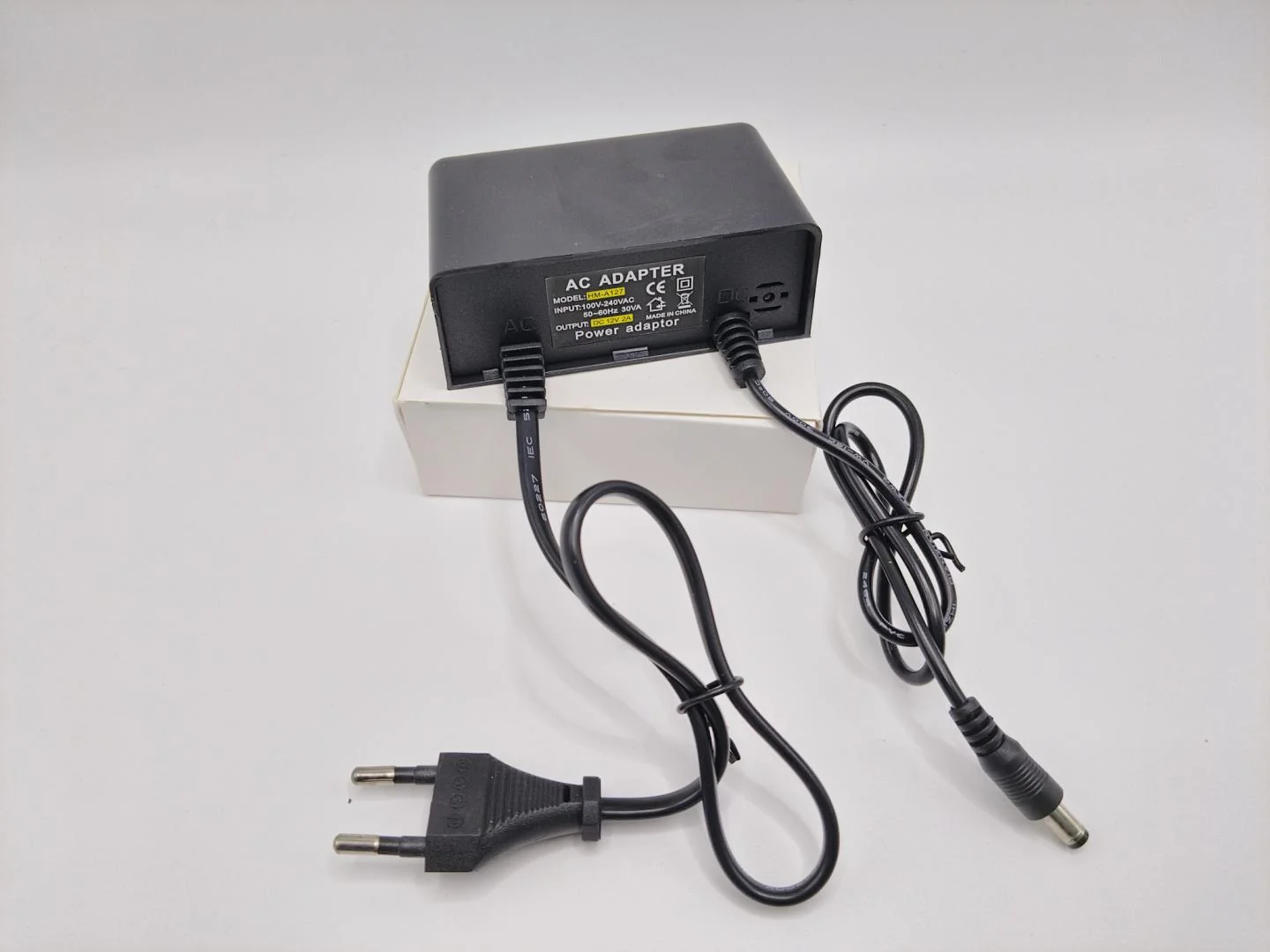 ALIMENTATOR CAMERE  12V 2A HM-A127 12V 2A, EU standard plug