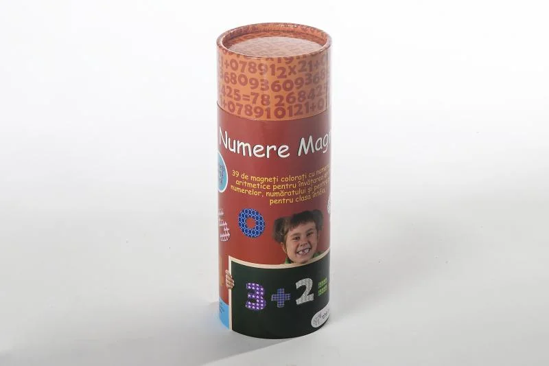 Numere Magnetice. Încântă-ți copilul cu 39 de magneți colorați cu numere și semne aritmetice pentru învățarea aritmeticii, numerelor, număratului, și pentru pregătirea pentru clasa întâia. Conține: 39 magneți Momki