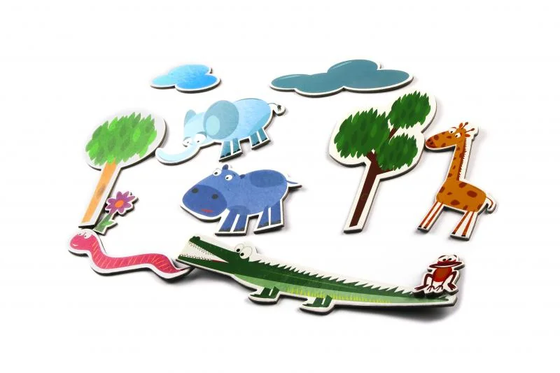 Lumea Junglei. O experiență magnetică distractivă. Copiii au adesea multe întrebări legate de animale, pe care ni le adresează. Atunci când vine vorba despre animale exotice, curiozitatea lor nu are limite. Momki