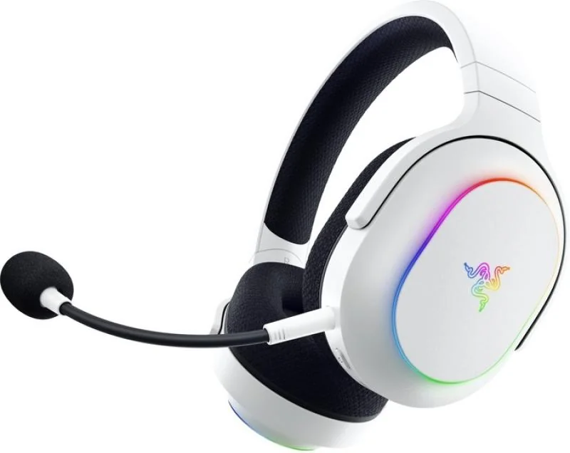 Casti Razer Barracuda X Chroma, wireless, bluetooth,  frecventa raspuns 20 Hz – 20 kHz, conectivitate 2.4 GHz Wireless/Bluetooth,  microfon unirectional detasabil, frecventa de raspuns microfon: 100 Hz - 10 kHz, autonomie pana la 70h (iluminare oprita,