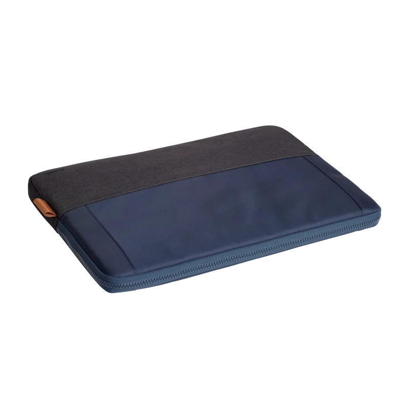 Husa laptop Trust Lisboa, pentru laptopuri cu diagonale pana in 16", materal POM, RPET Polyester, RPET, volum 1.5 L, albastru